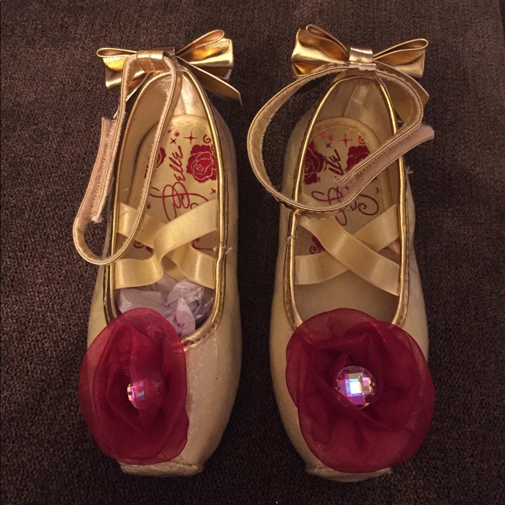 Disney Store princess Belle shoes SIZE 7 / 8